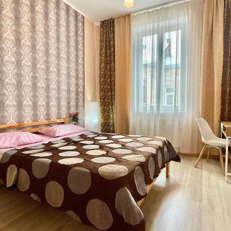Крехівська 5,Апартаменти В Центрі, Дві Спальні Lviv Bagian luar foto