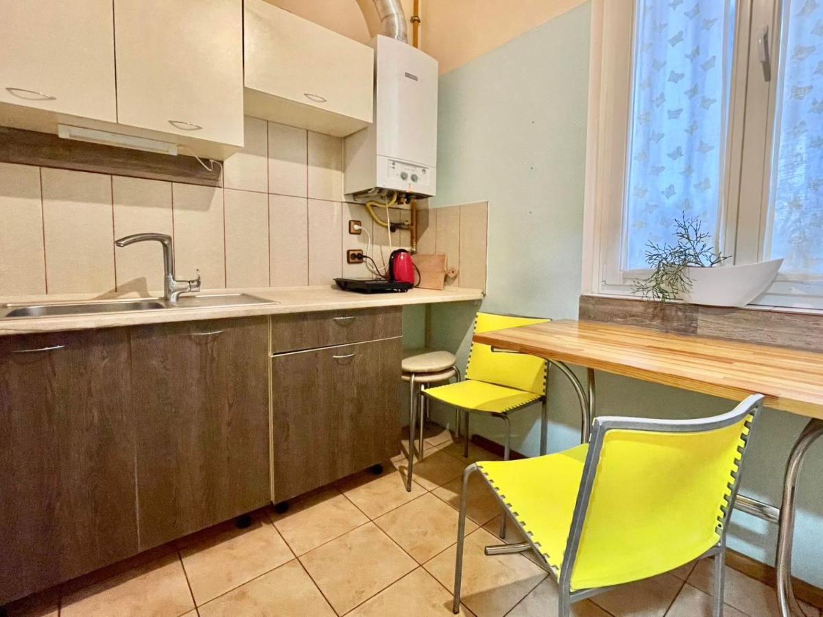 Крехівська 5,Апартаменти В Центрі, Дві Спальні Lviv Bagian luar foto