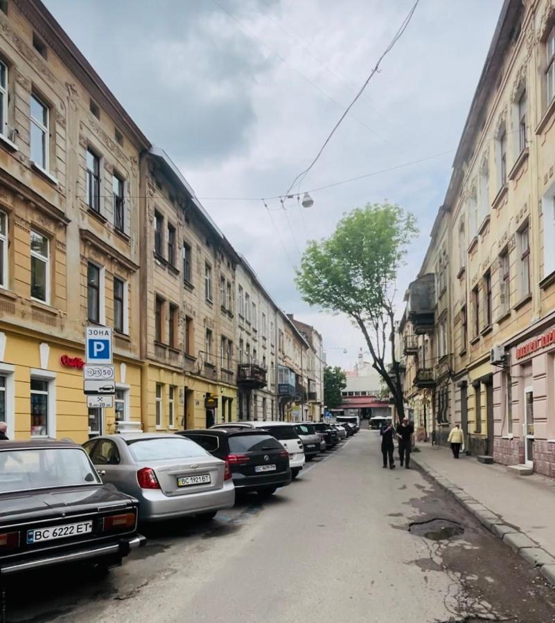 Крехівська 5,Апартаменти В Центрі, Дві Спальні Lviv Bagian luar foto